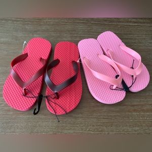 ⚡️3/$20 two pair of toddlers flip flops